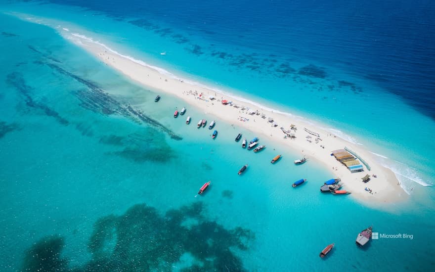 Sand bar in Nakupenda Beach Nature Reserve, Zanzibar, Tanzania