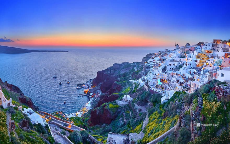 Oia, Santorini, Greece